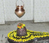 UP Man Steals Shivling From Temple after his prayers were not answered