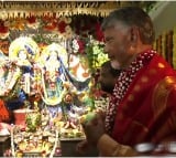 Chandrababu offers special prayers in Anantapur ISKCON temple