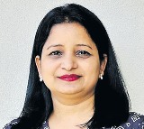 Telangana woman sandhyareddy unanimously elected deputy mayor of strouthfield 