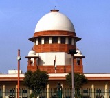 Duty of police authorities to produce accused before trial court: SC