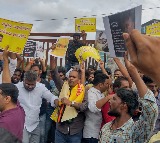 Techies in Hyderabad come out in support of Chandrababu Naidu