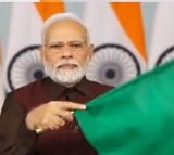 PM Modi flags off 9 Vande Bharat Express trains