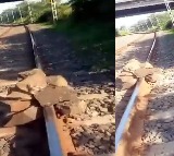   Railway officials spot boulders at 5 different locations on Pune Mumbai upline 