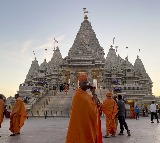Largest Hindu temple outside Asia to open for public in New Jersey on Oct 18