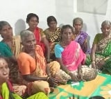 Telangana: Women in Jogulamba Gadwal learn self help is the best help