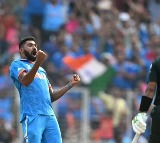 Team India bowlers rattles Pakistan as the side all out for 191 runs