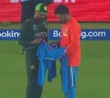 Virat gifts signed jersey to Babar; Wasim Akram criticizes Pakistan captain, says "Today was not the day...'