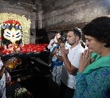 Rahul Gandhi and Priyanka visits Ramappa temple andm offered prayers
