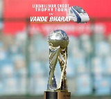 Legends League Cricket announces national campaign with Vande Bharat Express to promote sports in India