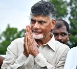 Chandrababu reaches LV Prasad hospital