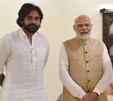 PM Modi and Pawan Kalyan in BC Athma Gourava Sabha