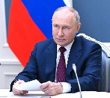 Putin shows mercy on girl friend killer