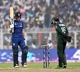 England set Pakistan a massive target