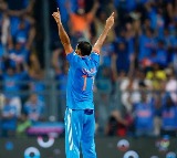 New zealand loses two wickets in quick succession shami 