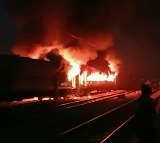 Massive fire erupts in New Delhi Darbhanga Express train near Etawah