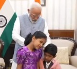 Modi playing with children