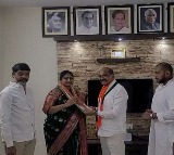Former TDP leader and actor Divyavani joins Congress