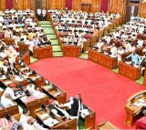 Mobile ban to be implemented in winter session of U.P assembly