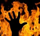 Miscreants set fire to train in Dhaka, 4 dead