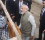 Modi visits ‘labharthi’ in Ayodhya