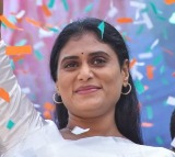YS Sharmila is joining Congress says YSRTP leader Devender Reddy