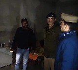 7 Members Of A Family Went To Sleep And 5 Were Found Dead Next Day In UP