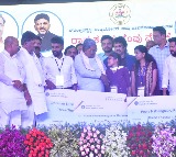 Yuva Nidhi will give skills, economic, social power to youth: Siddaramaiah on 5th guarantee's launch