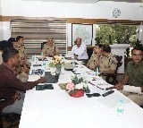 DGP Ravi Gupta reviews GHMC traffic with senior police officers .