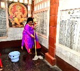 Governor Tamilisai participated in Swachhta Abhiyan in Khairatabad Hanuman Temple