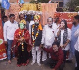 Odisha: Congress organises 'symbolic wedding' of BJD & BJP