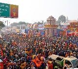 19 lakh devotees offered prayers at Ayodhya in first week