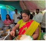 Hyderabad Kumari Aunty says she costed her vote to Chandrababu