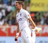 Anderson becomes oldest fast bowler to play Test in India