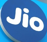Jio asks out Airtel users on a Valentine's date: A playful nudge or a serious challenge?
