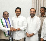 IAS officer Imtiaz joins YSRCP after taking voluntary retirement