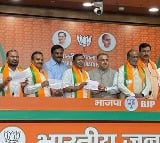 Big shock for BRS as Four key leaders joined in BJP