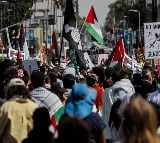 Protests over Gaza war disrupt traffic outside Dolby Theatre