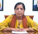 Sunita Kejriwal reads out Delhi CM Arvind Kejriwal’s message