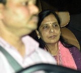 Wife Sunita meets Arvind Kejriwal at ED office for 3rd time