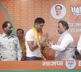 Boxer Vijender Singh quits Congress, joins BJP