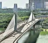 Rs 1000 fine for vehicle parking on Hyderabad cable bridge