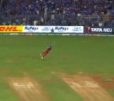 Reece Topley takes a blinder to dismiss Rohit Sharma Video goes Viral on Internet