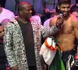 Athlete Carries Both Pakistan And India Flags After Victory Gesture Breaks The Internet