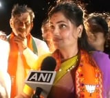 BJP Navneet Rana issues open challenge to Owaisi brothers