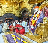 Chandrababu and Nara Bhuvaneswari visits Shiridi Sai mandir