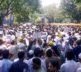 Tensions raise at APP office in New Delhi