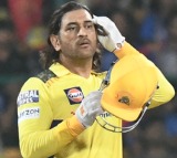 Dhoni likely to visit London for muscle tear treatment; will decide future course post-recovery: Sources