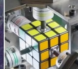 Robot Sets Guinness World Record By Solving Rubiks Cube in Under a Second