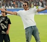 Shah Rukh Khan Gauri Aryan Suhana and AbRam Venkatesh And Many More Appear In IPL Final