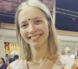 Russian Vlogger Visit to Siddhi Vinayak Temple Has Internet Talking